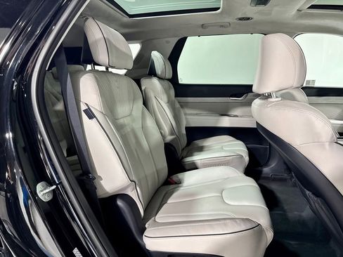 Used 2024 Hyundai Palisade Calligraphy image 33