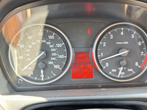Used 2009 BMW 335i Sedan RWD image 18