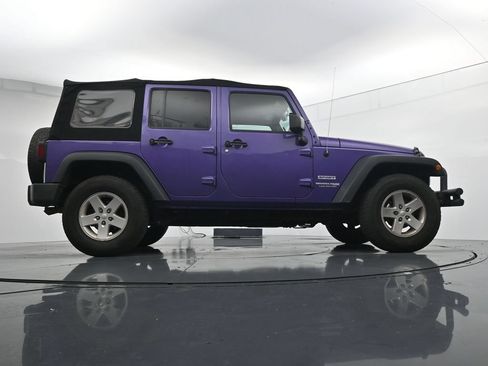 Used 2018 Jeep Wrangler Unlimited Sport S AWD/4WD image 24