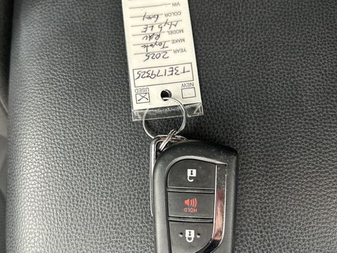 Certified 2025 Toyota RAV4 LE image 35