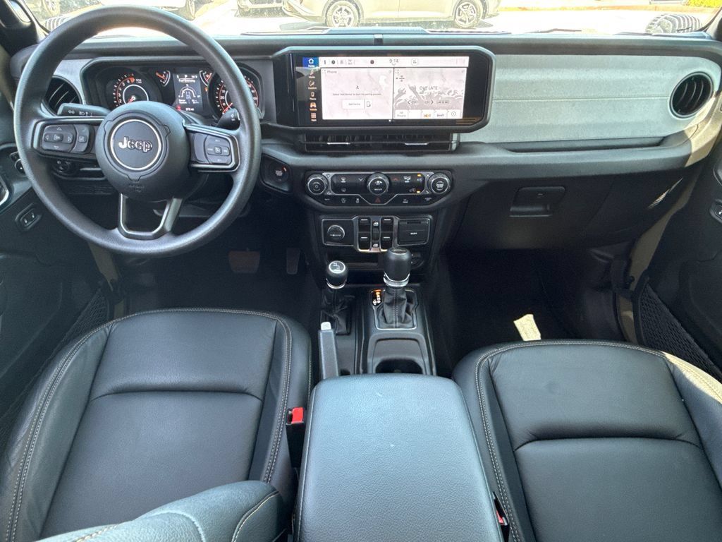 New 2025 Jeep Gladiator Sport AWD/4WD image 17