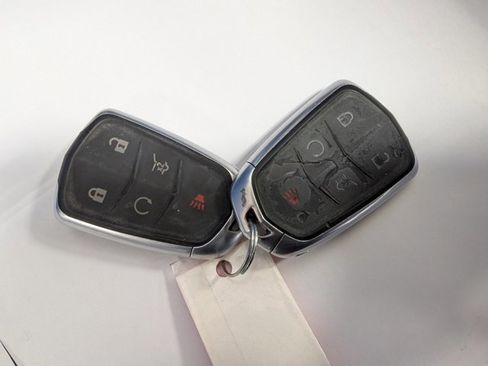 Used 2021 Cadillac XT4 Premium Luxury image 36