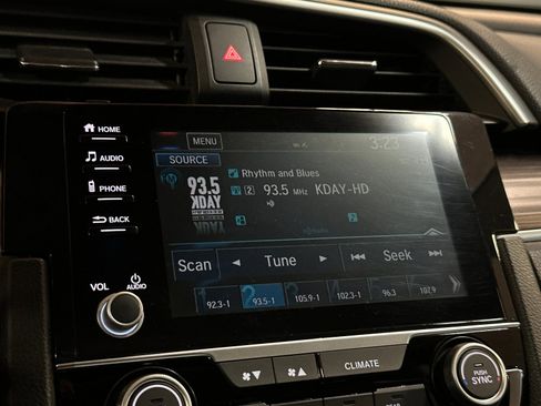 Used 2019 Honda Civic EX image 16