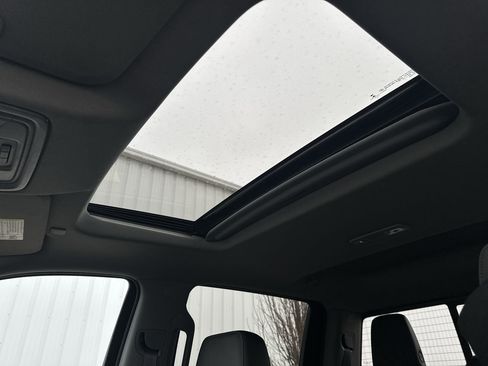 Used 2019 GMC Sierra 1500 SLT w/ SLT Premium Plus Package image 26