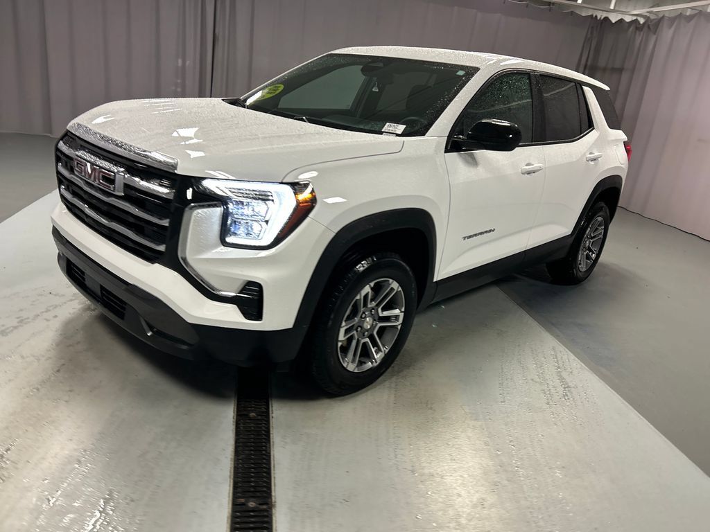 Used 2026 GMC Terrain Elevation FWD image 3