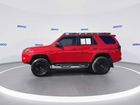 Used 2021 Toyota 4Runner SR5 Premium w/ Moonroof Package AWD/4WD image 5