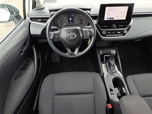 Used 2024 Toyota Corolla LE image 11