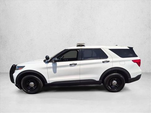 Used 2021 Ford Explorer 4WD Police Interceptor image 9