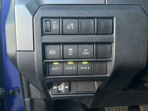 Certified 2024 Toyota Tacoma TRD Off-Road w/ TRD Off Road Upgrade Package AWD/4WD image 19