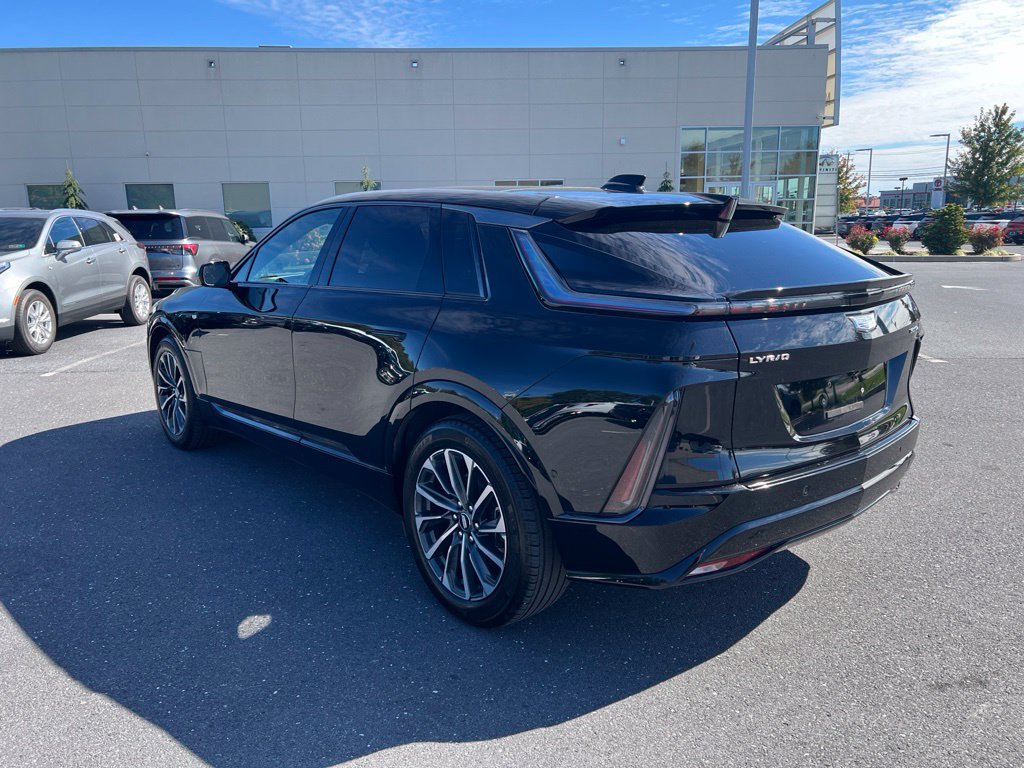 Certified 2024 Cadillac Lyriq Sport AWD/4WD image 8