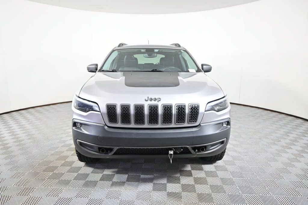 Used 2019 Jeep Cherokee Trailhawk AWD/4WD image 10