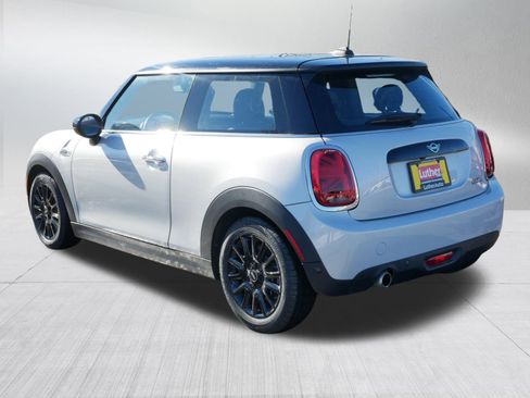 Used 2021 MINI Cooper 2-Door Hardtop w/ Storage Package image 5