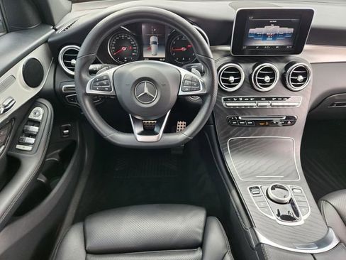 Used 2019 Mercedes-Benz GLC 300 4MATIC image 14