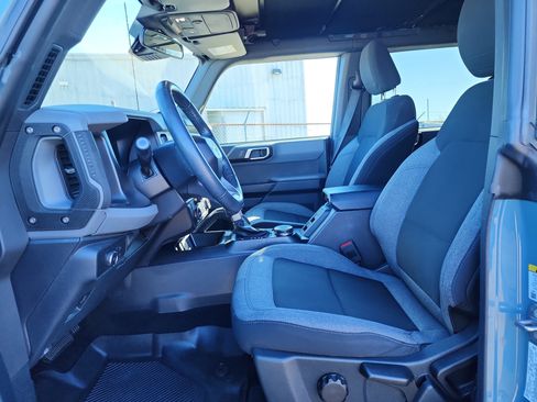 Used 2022 Ford Bronco Big Bend w/ Sasquatch Package image 10