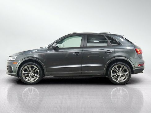 Used 2018 Audi Q3 2.0T Premium FWD image 2