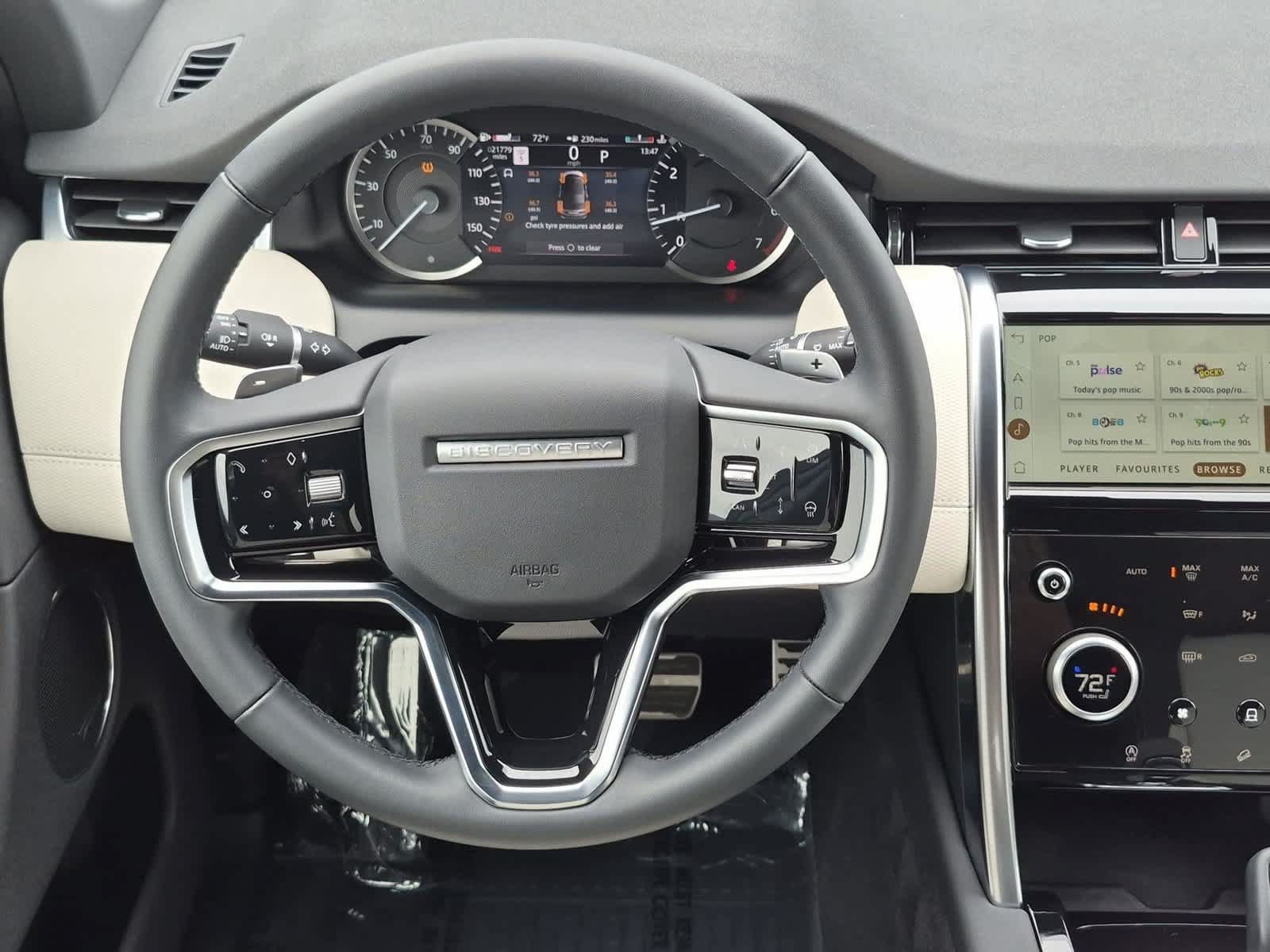 Certified 2023 Land Rover Discovery Sport SE R-Dynamic AWD/4WD image 24