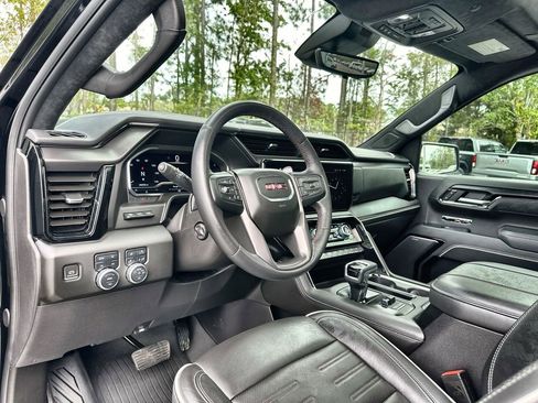 Certified 2024 GMC Sierra 1500 AT4X w/ AT4X AEV Edition AWD/4WD image 10