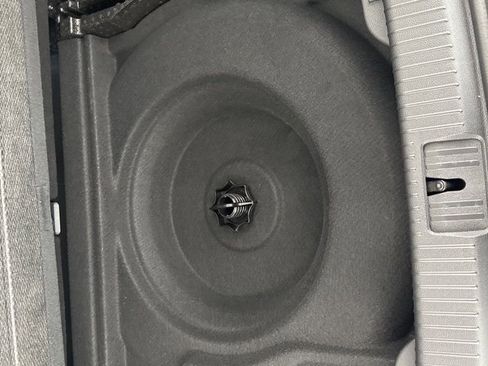 New 2026 Volkswagen Atlas SE image 30