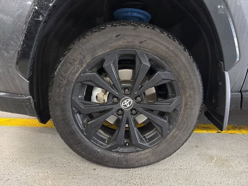 Used 2024 Toyota RAV4 XSE w/ Weather Package image 5