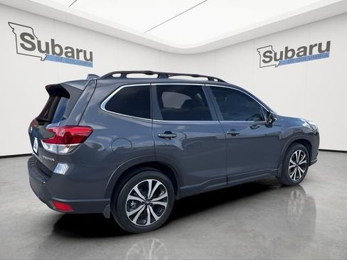 Used 2023 Subaru Forester Limited AWD/4WD image 7