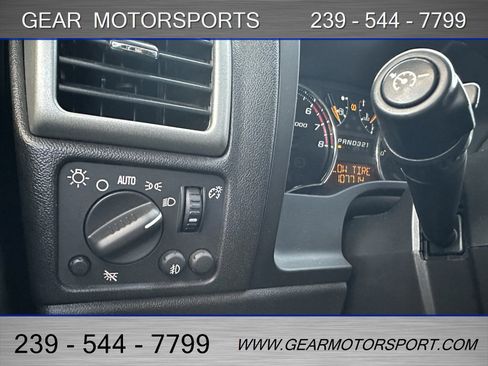 Used 2011 GMC Canyon SLE image 20