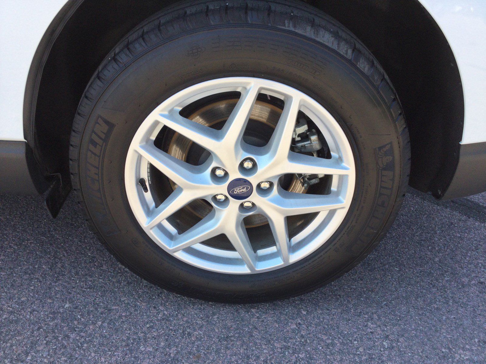 Used 2022 Ford Edge SEL AWD/4WD image 5