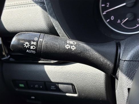 Used 2023 Nissan Sentra SV FWD image 16