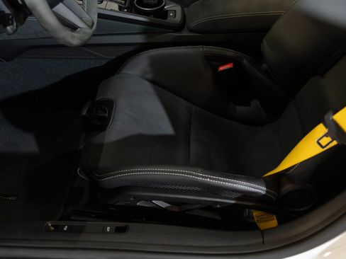 Certified 2026 Porsche 911 GT3 RWD image 17