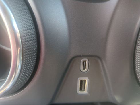 Used 2024 Chevrolet Blazer LT w/ Convenience Package FWD image 24