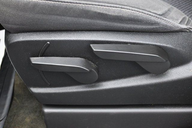 Used 2015 Chevrolet Silverado 1500 LT RWD image 12