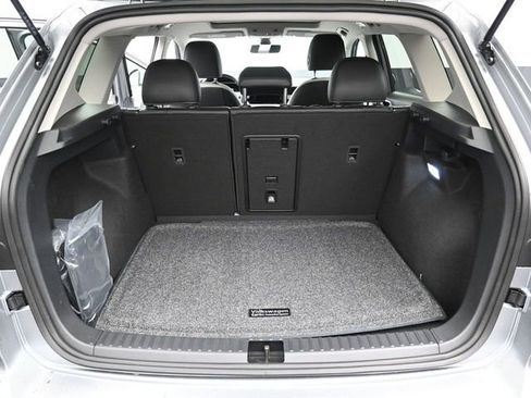 New 2026 Volkswagen Taos SE AWD/4WD image 12