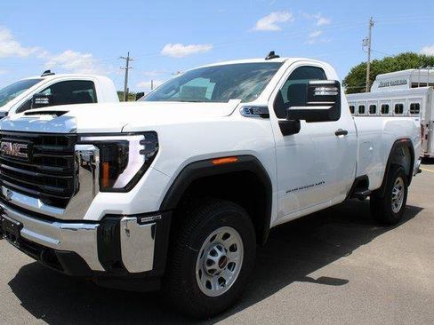 New 2025 GMC Sierra 2500 Pro w/ Convenience Package image 2