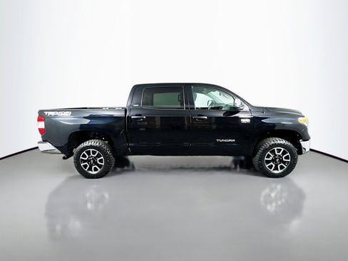 Used 2018 Toyota Tundra SR5 w/ TRD Off Road Package image 7