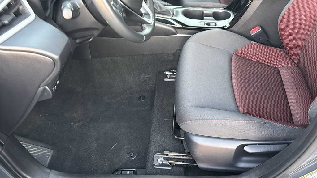 Used 2025 Toyota Corolla SE FWD image 26