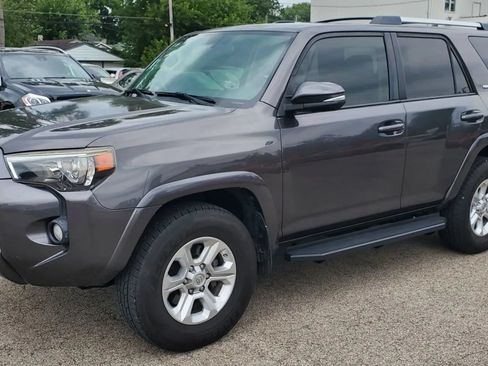 Used 2019 Toyota 4Runner SR5 Premium AWD/4WD image 16