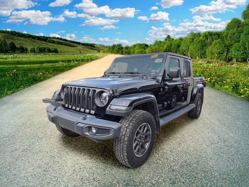 Certified 2021 Jeep Gladiator Sport w/ Quick Order Package 24Q 80Th AWD/4WD image 3