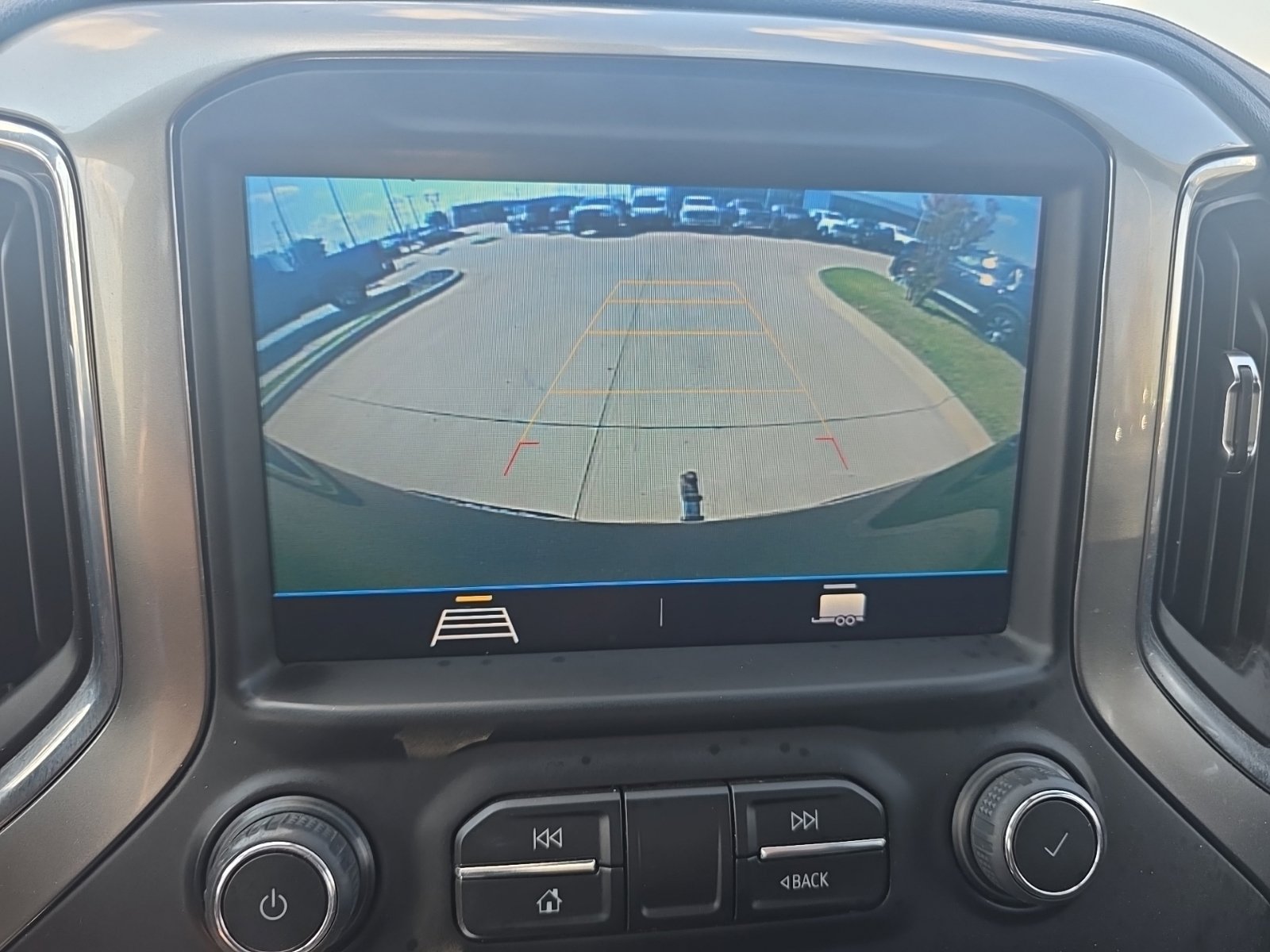 Used 2022 Chevrolet Silverado 1500 LT Trail Boss AWD/4WD image 20