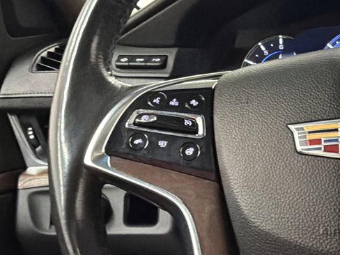 Used 2018 Cadillac Escalade Luxury RWD image 26