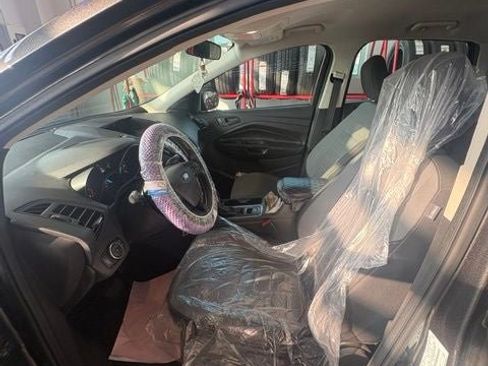 Used 2018 Ford Escape S FWD image 15
