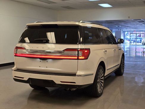Used 2019 Lincoln Navigator Reserve AWD/4WD image 9
