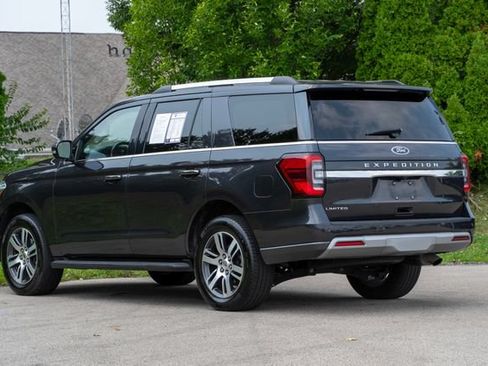 Used 2024 Ford Expedition Limited AWD/4WD image 6
