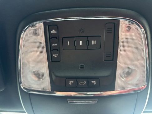 Used 2018 Dodge Durango SRT w/ Technology Group image 21