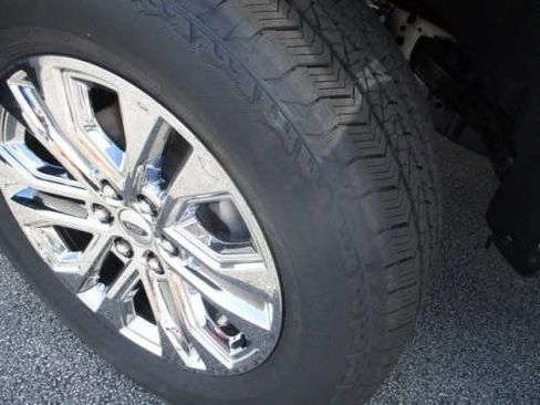 New 2025 Ford F150 Lariat w/ Equipment Group 501A Mid image 20