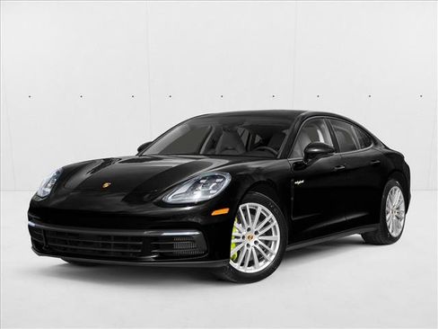 Used 2019 Porsche Panamera 4 image 1