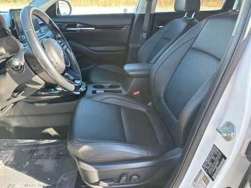 Used 2021 Kia Seltos SX w/ SX Sunroof Package image 18