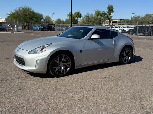 Used 2013 Nissan 370Z Touring w/ Sport Pkg RWD image 1