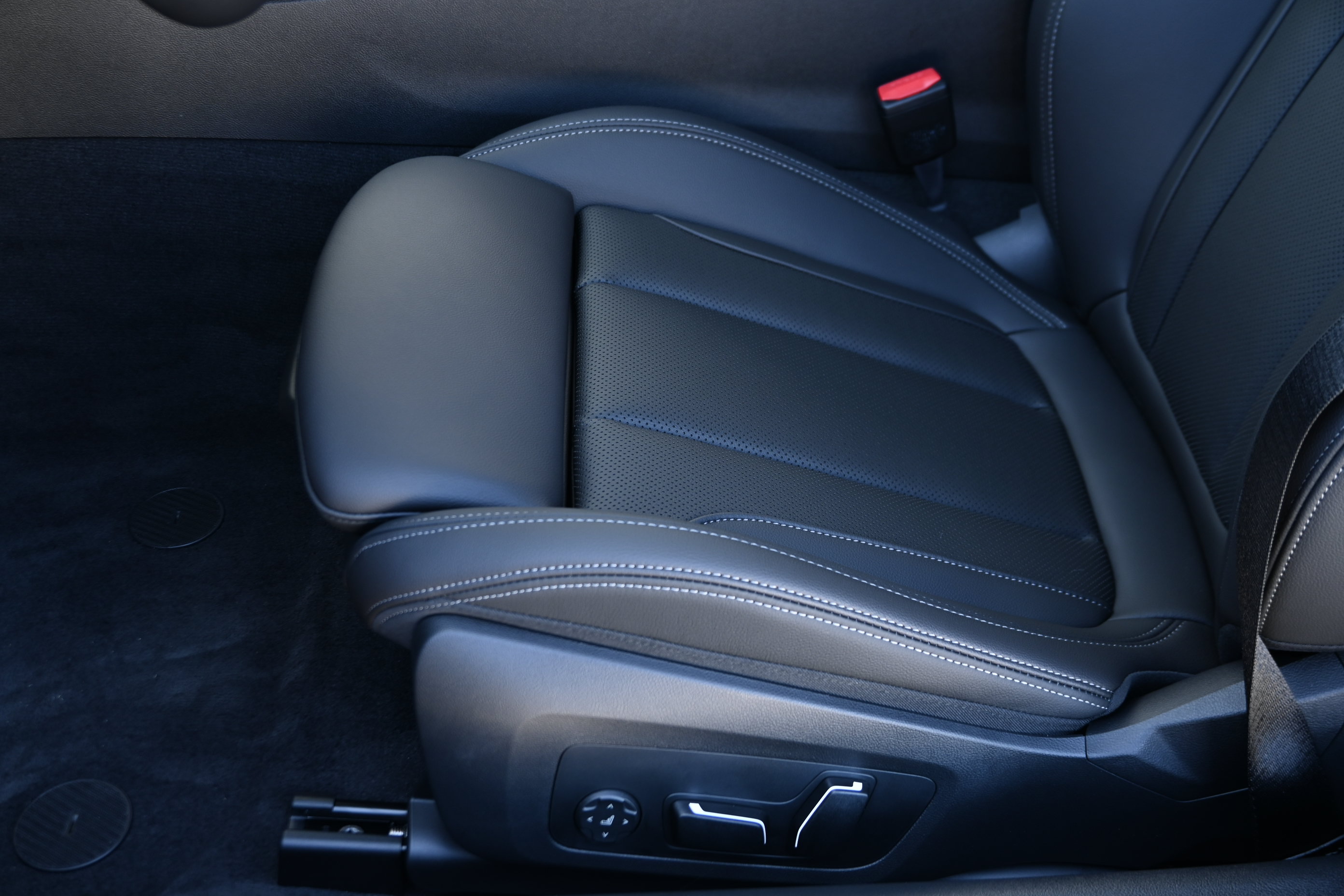 New 2027 BMW 430i Coupe w/ M Sport Package RWD image 26