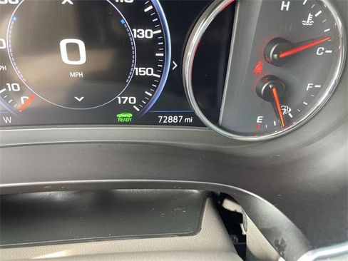 Used 2019 Chevrolet Malibu Hybrid image 12