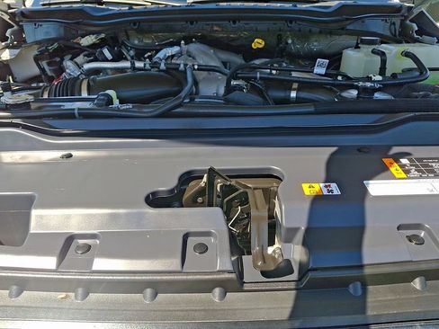 Used 2025 Ford F250 XLT AWD/4WD image 27