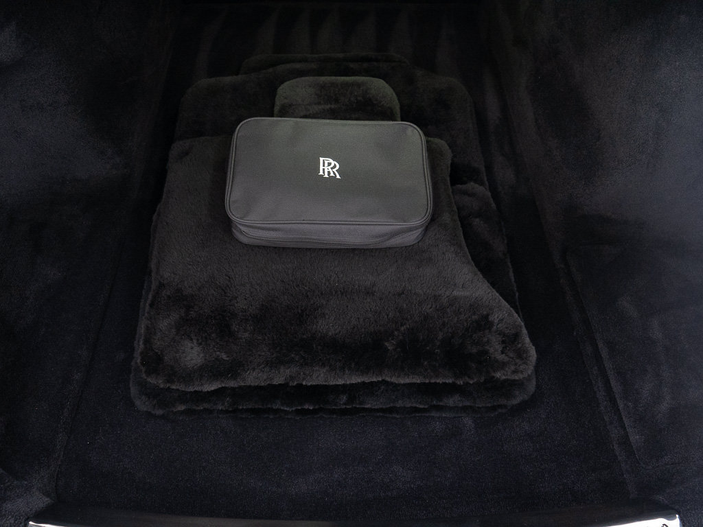 Certified 2023 Rolls-Royce Phantom Sedan RWD image 53